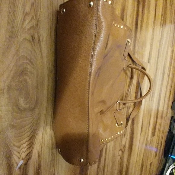 FINAL SALE! Michael Kors 100% leather handbag - Picture 5 of 8